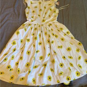 Kate spade Sunflower dress size 4